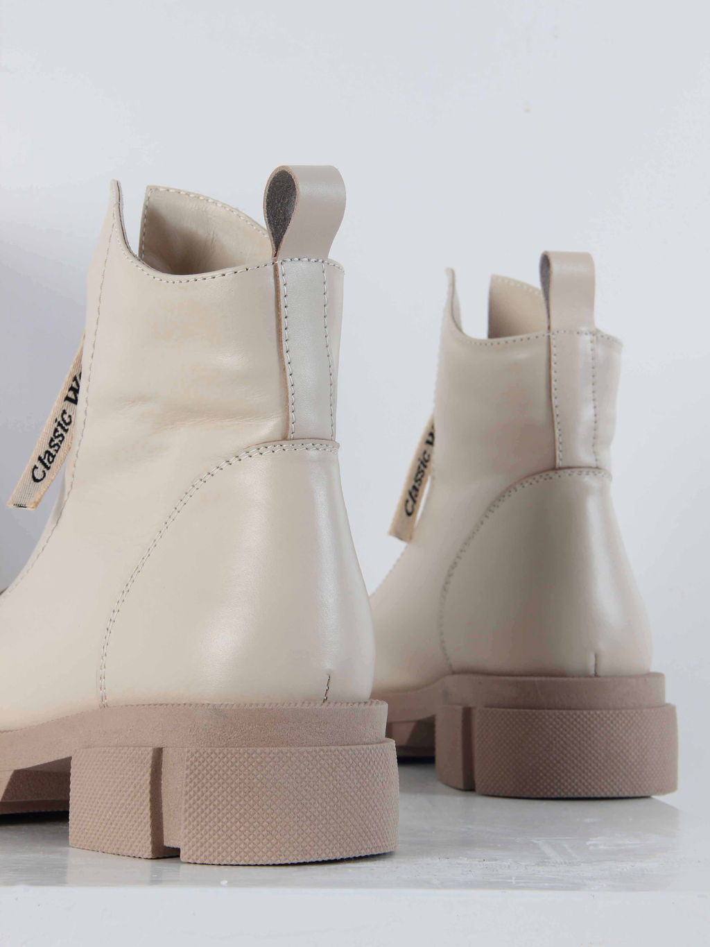 Ботинки 330.21074ka. Бежевый капучино/Байка