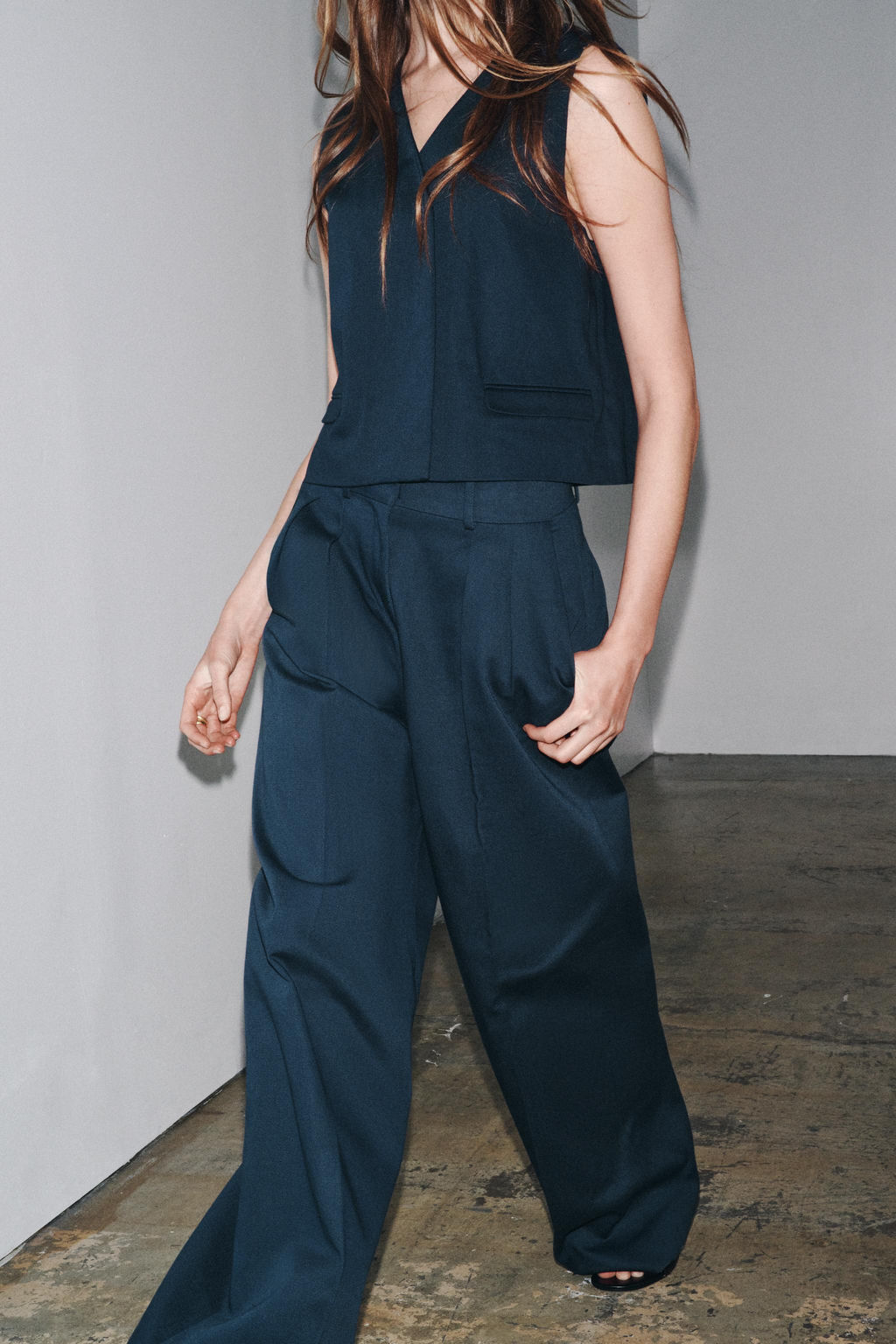 DOUBLE-BREASTED WAISTCOAT ZW COLLECTION - Zara фото 2