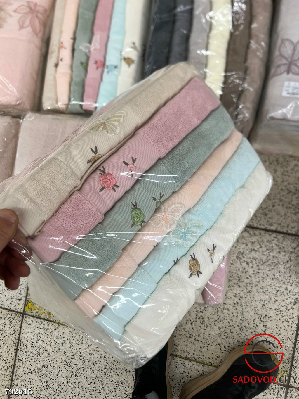 Полотенца махровые оригинал, 6 штук