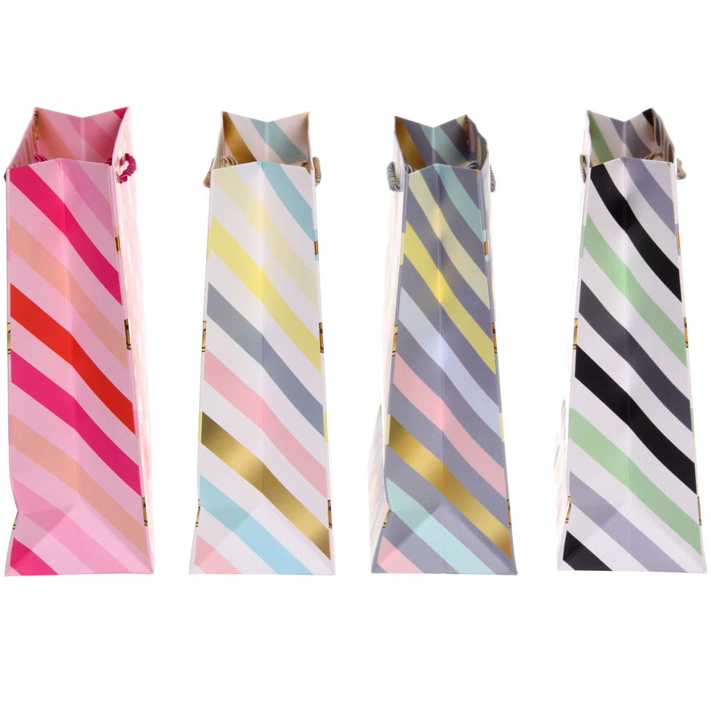 Пакет подарочный "Смешные смайлы" 18*23*8 см, микс