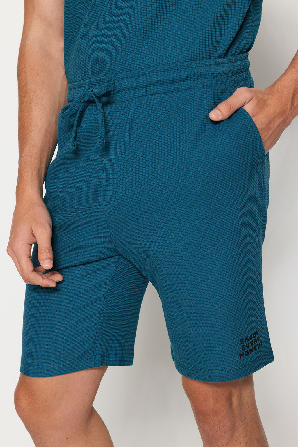 TRENDYOL MAN Mavi Regular Fit Waffle Sortlu Pijama Tak?m? TMNSS23PT00032 - Trendyolmilla фото 8
