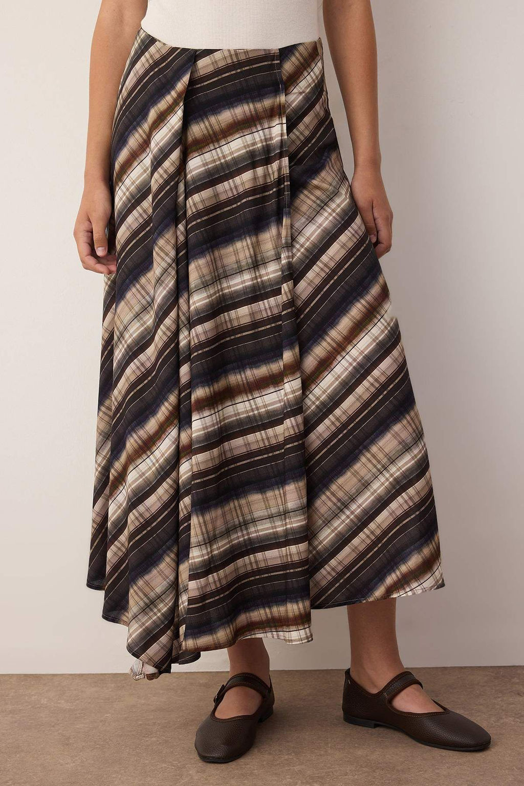 Trendyolmilla Cok Renkli Asimetrik Y?rtmacl? Uzun/Maxi Viskon Etek TWOSS25ET00183 фото 11