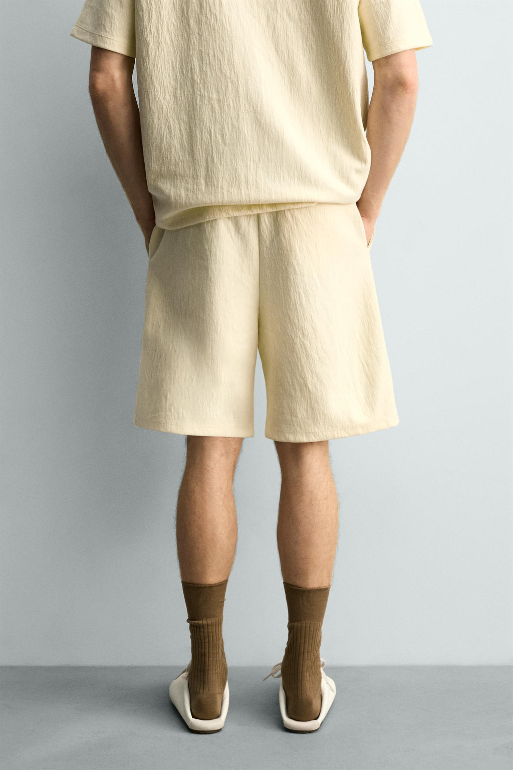 BERMUDA JOGGER ESTRUCTURA / Mantequilla - Zara фото 2