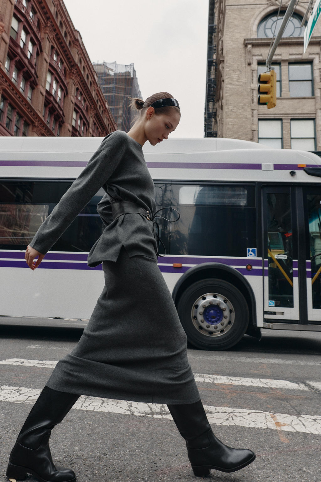 SOFT-TOUCH PLAIN KNIT MIDI SKIRT - Zara фото 3