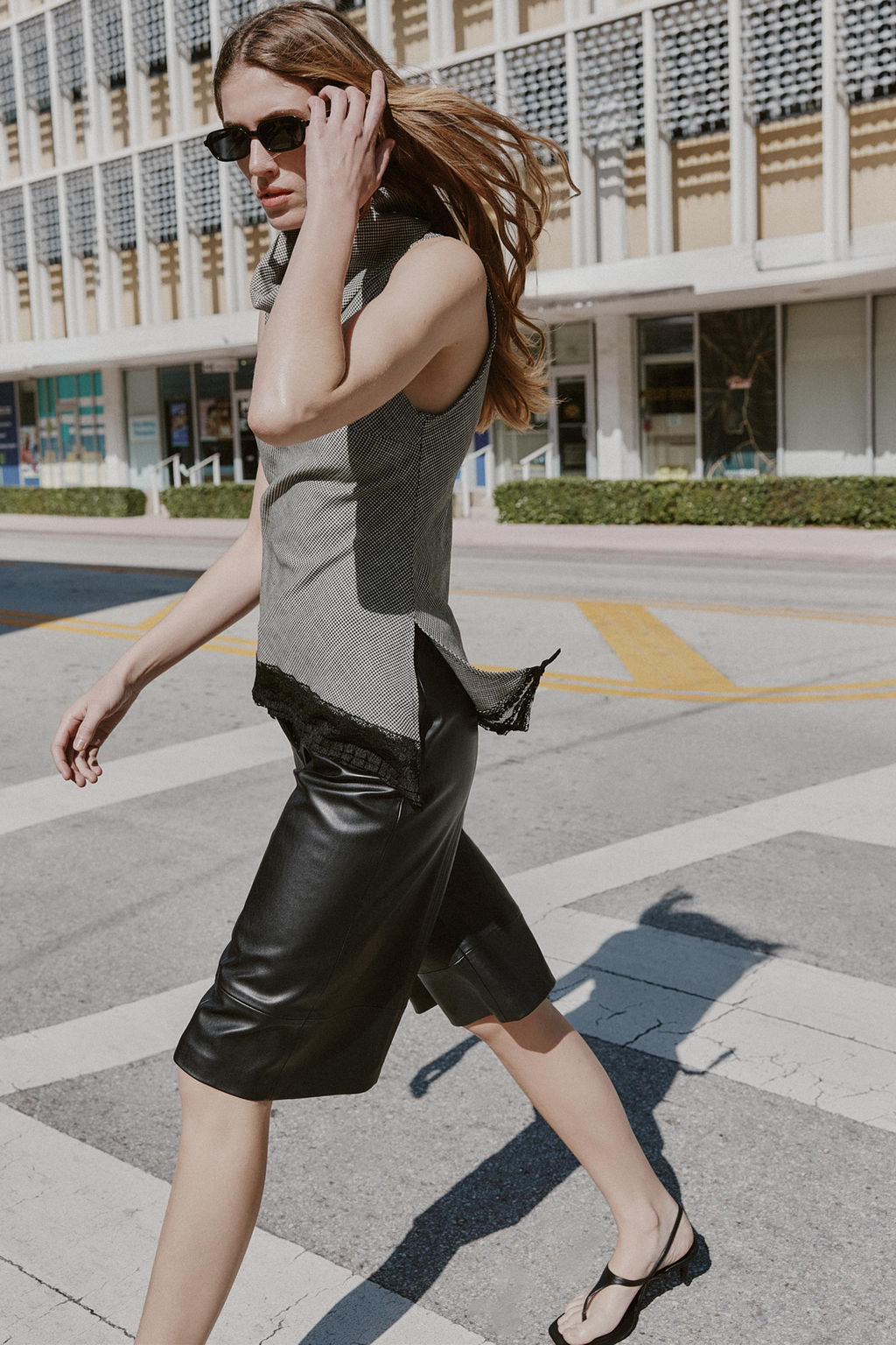 ASYMMETRIC HOUNDSTOOTH HEM LACE TOP - Zara фото 13