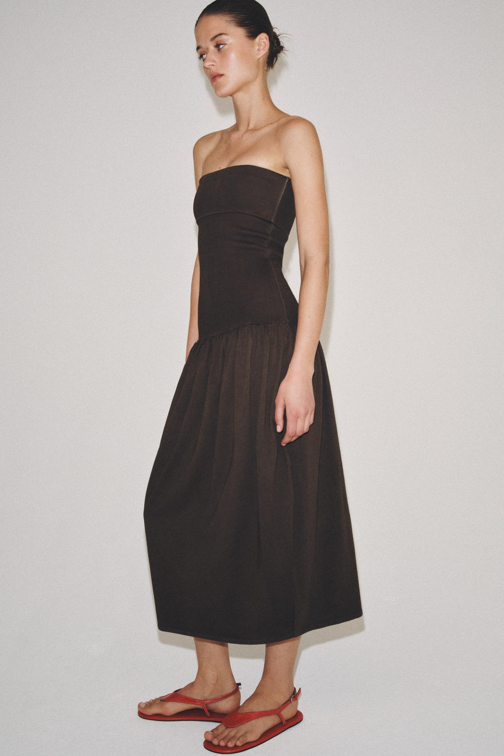 VESTIDO BANDEAU COMBINADO / Marr?n - Zara фото 2