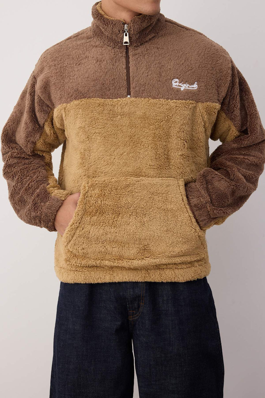 TRENDYOL MAN Camel Unisex Oversize/Genis Kesim Renk Blok S?cak Tutan Pelus Sweatshirt TMNAW22SW1477 - Trendyolmilla фото 3
