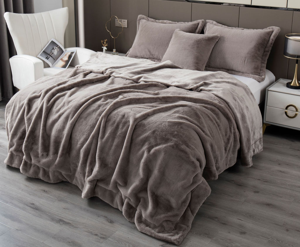 Покрывало декоративное Rabbit (капучино жемчуг) 220х240