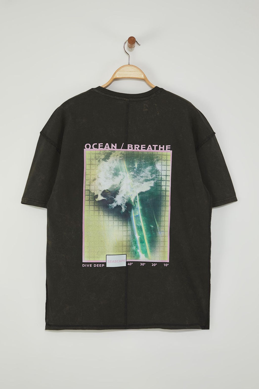 TRENDYOL MAN Siyah Oversize/Genis Kesim Dikis Detayl? Bask?l? T-Shirt TMNSS25TS00101 - Trendyolmilla фото 5