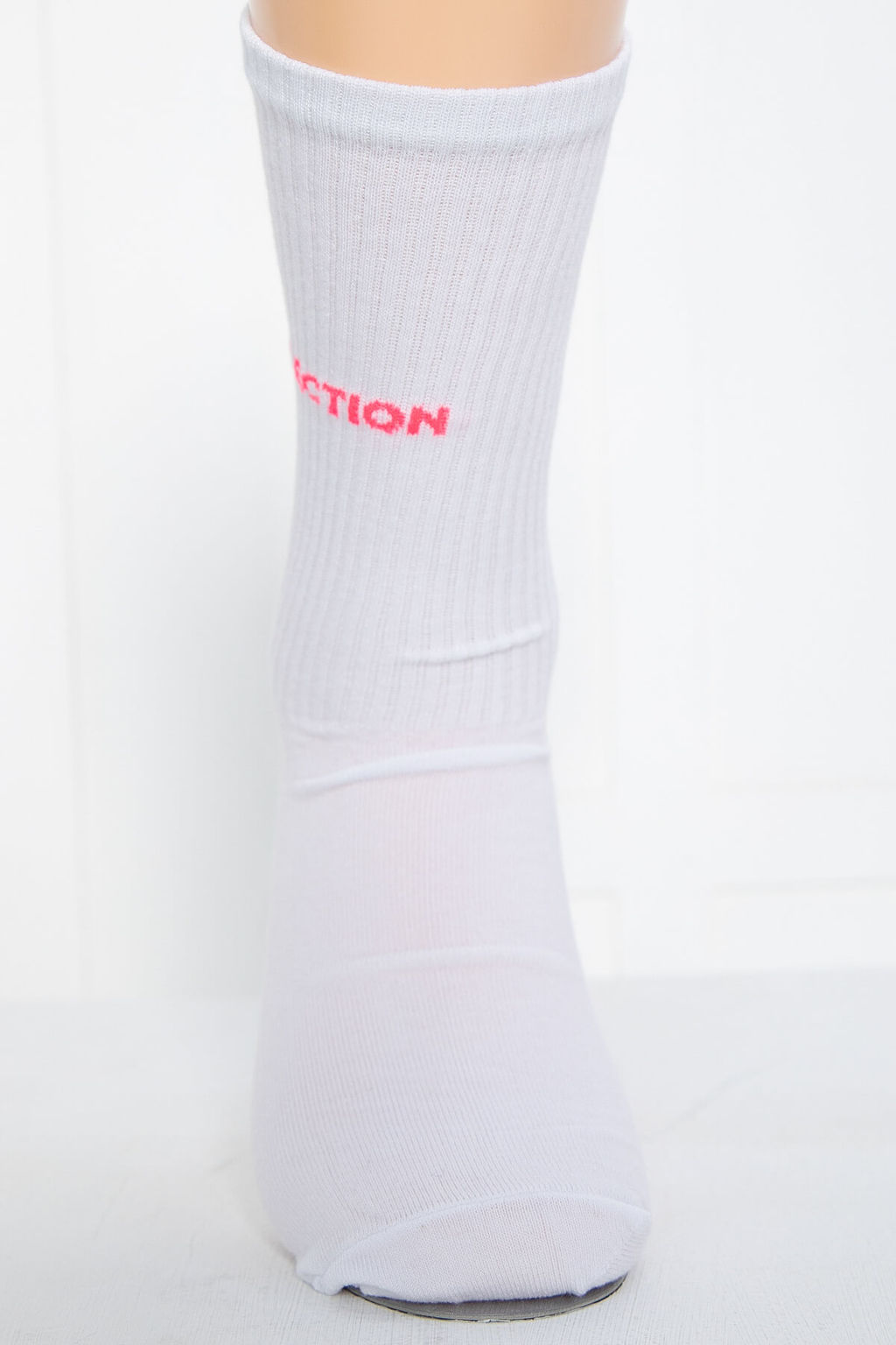 Носки LT Collection (белые/розовая надпись)