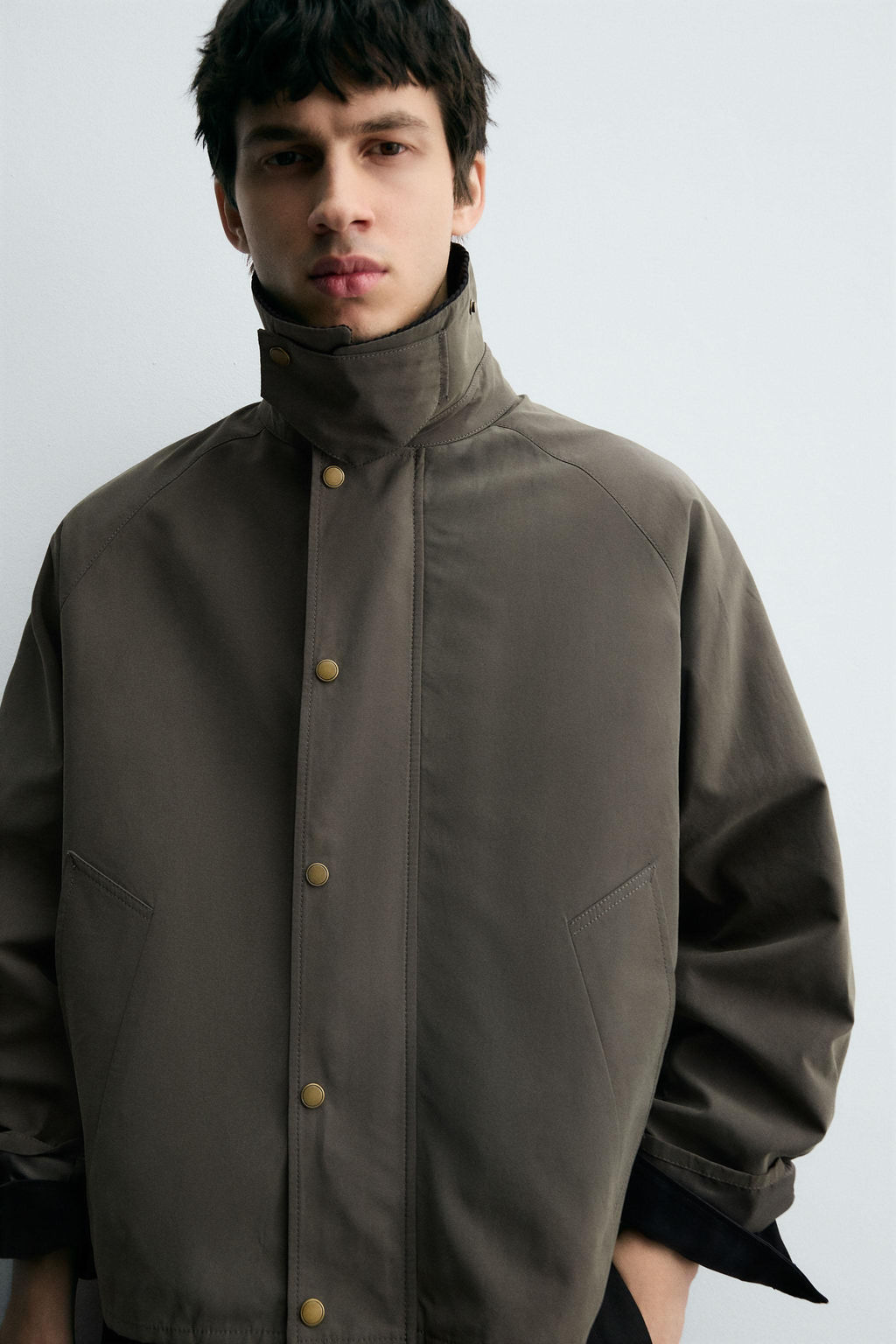 CONTRAST COLLAR TECHNICAL JACKET - Zara фото 5