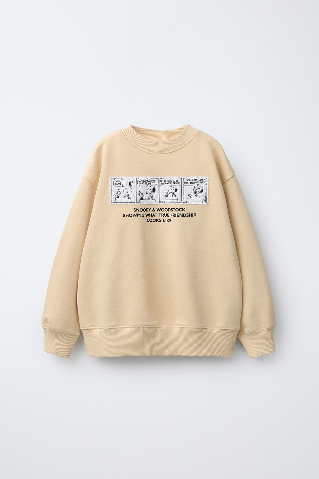 SNOOPY PEANUTS PATCH SWEATSHIRT