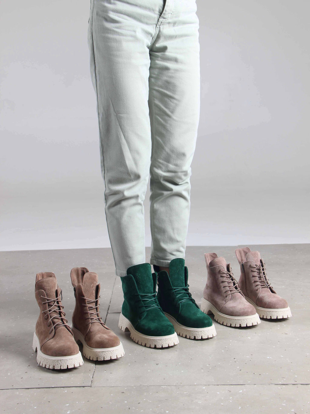 Ботинки 228.V.1541be. Капучино замша/Байка