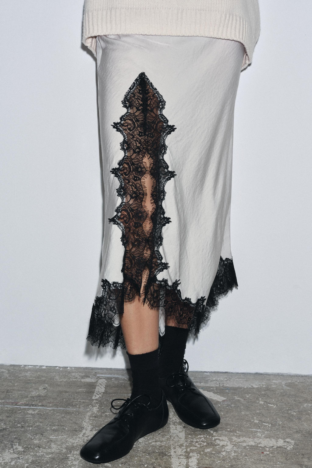 ZW COLLECTION LACE MIDI SKIRT - Zara фото 2