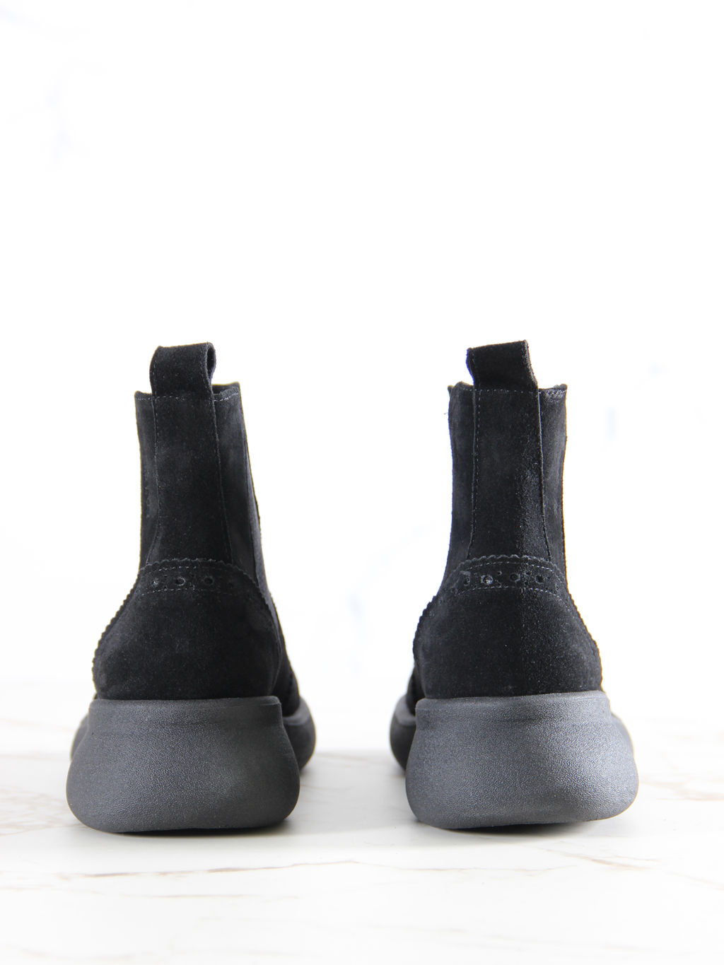 Челси 332.927bl. Черная замша/Байка