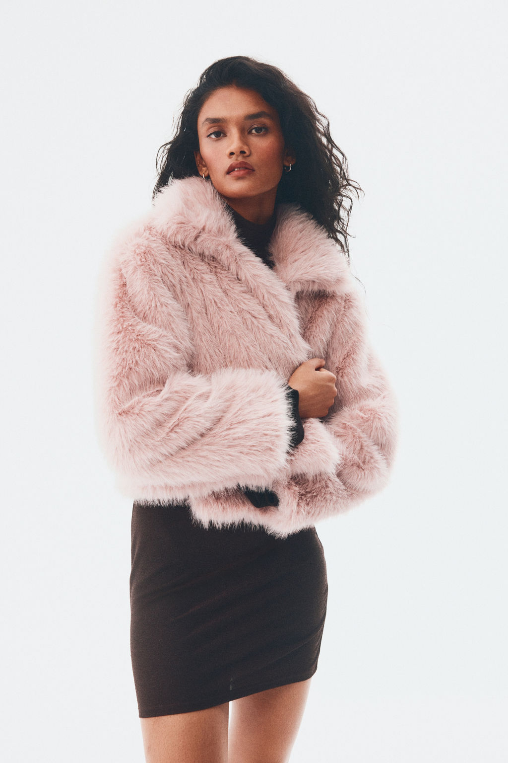 Chaqueta cropped efecto pelo - H&m фото 4