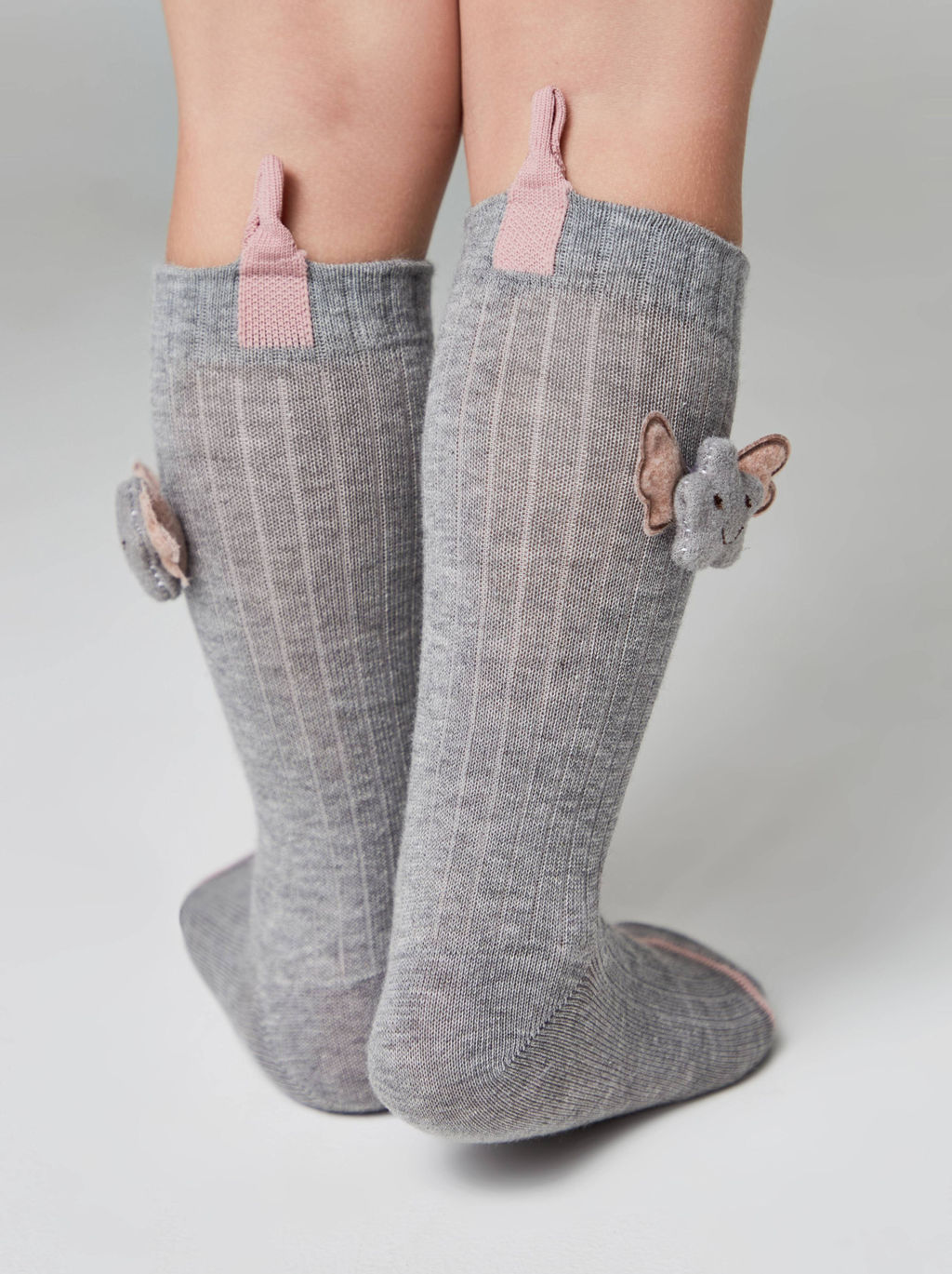 Цена за 2 пары CONTE-KIDS Удлиненные носки TIP-TOP из хлопка с декоративной игрушкой серый