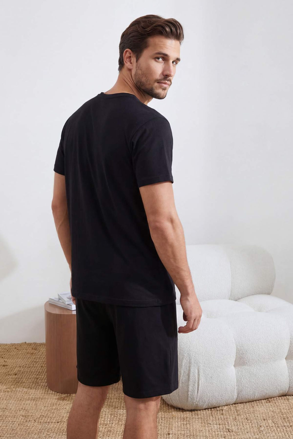 Siyah Regular Kesim Eglenceli Yaz? Bask?l? Pamuklu Pijama Tak?m? TMNSS26PT00024