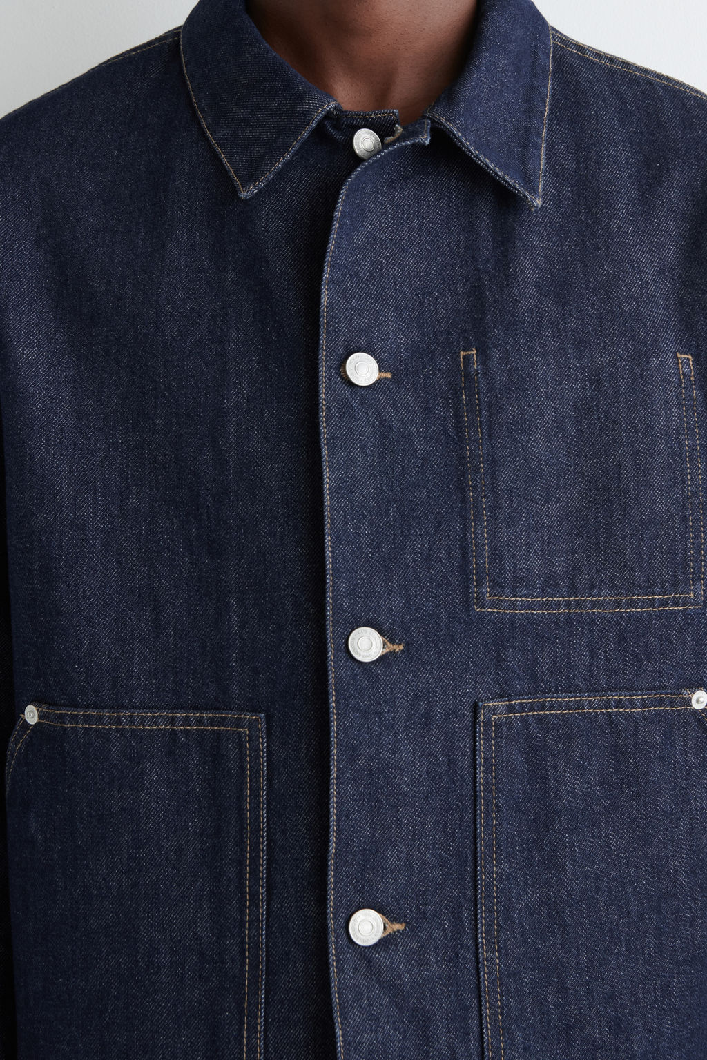CHAQUETA DE DENIM LAVADO