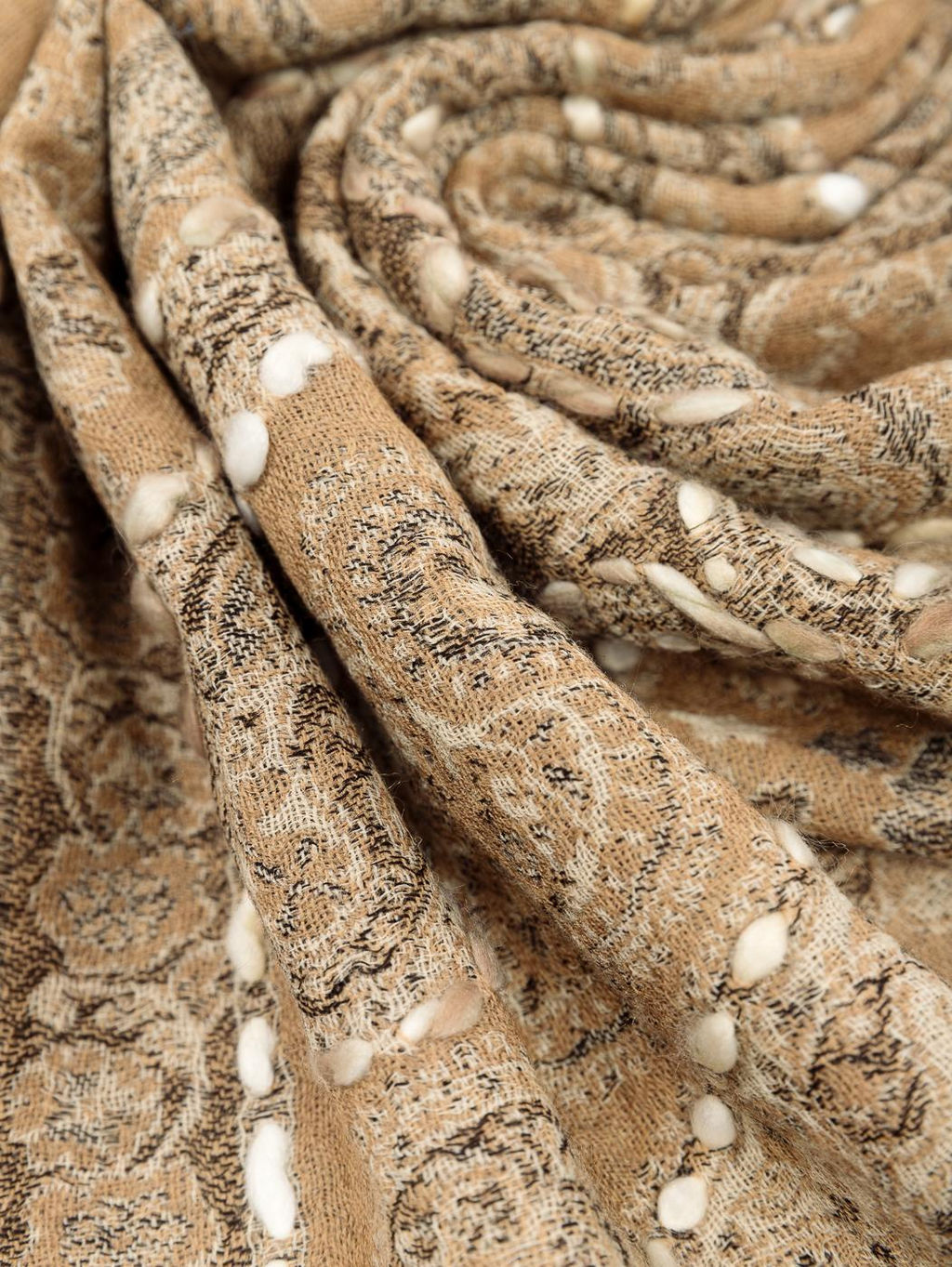 Палантин с вышивкой (шерсть вареная) в ассортименте № Тк906/55 - Ганг фото 3