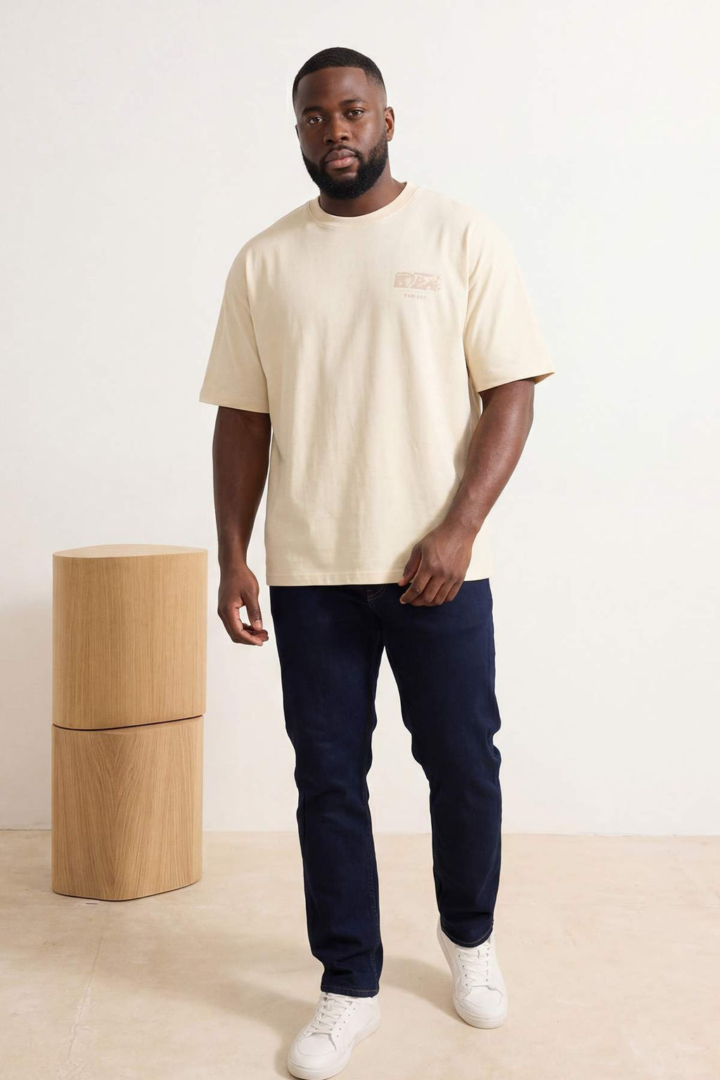 TRENDYOL MAN Buyuk Beden Lacivert Oversize/Genis Kesim Kabar?k Yaz? Bask?l? %100 Pamuklu T-shirt TMNSS25BF00018 - Trendyolmilla фото 9