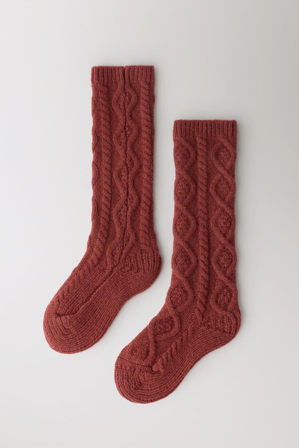 LONG CABLE-KNIT WOOL SOCKS LIMITED EDITION - Zara фото 10