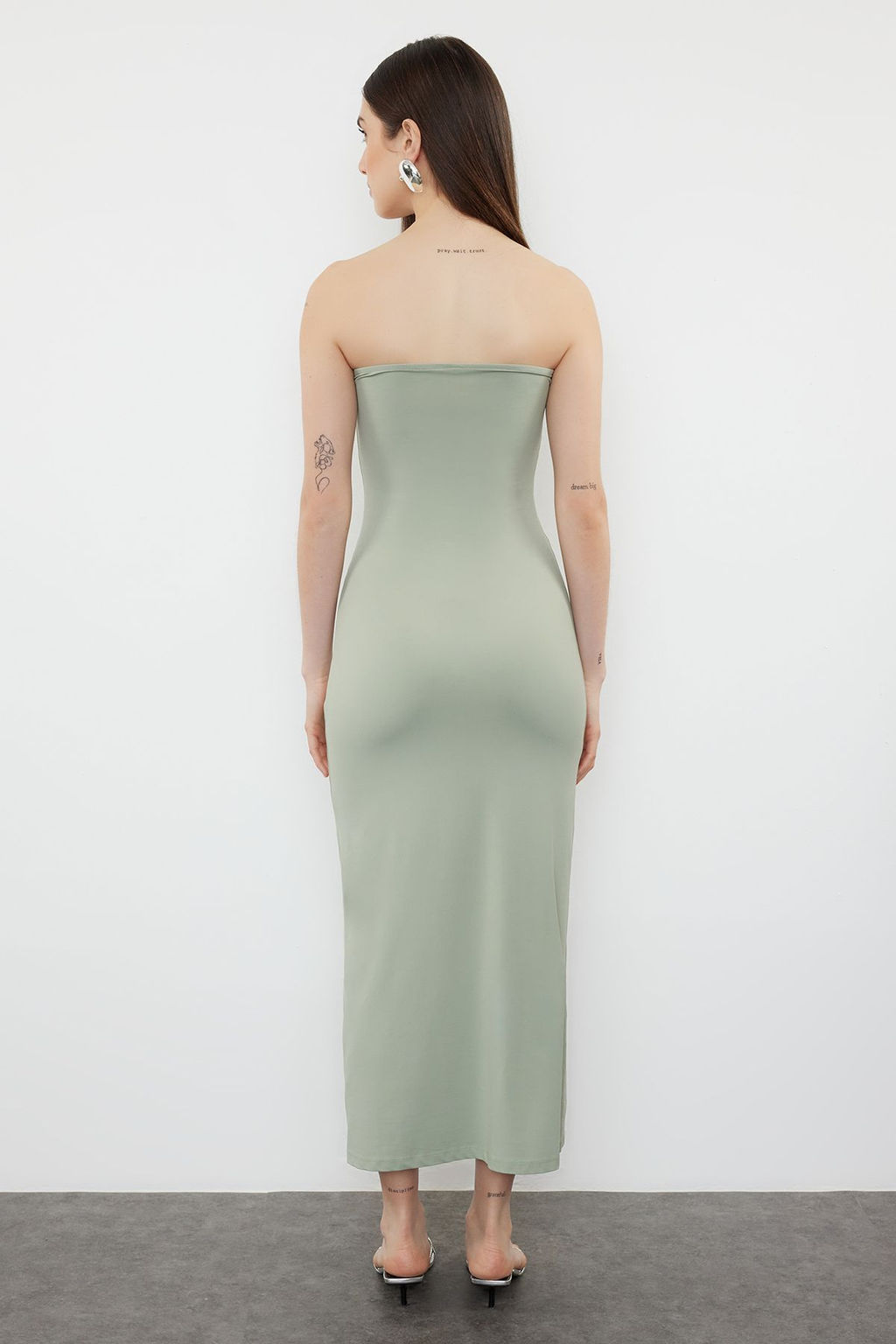 Yesil Duz Poliamid Straplez Esnek Vucuda Oturan Maxi Kalem Elbise TWOSS24EL00991 - Trendyolmilla фото 5