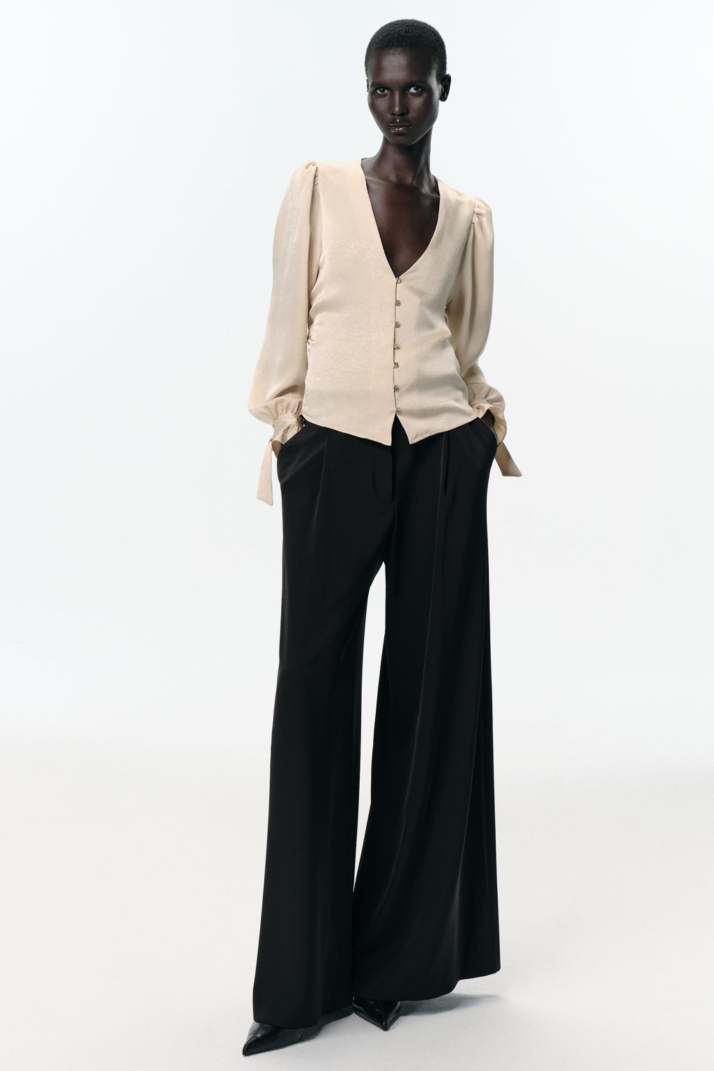 FITTED CREASED-EFFECT BLOUSE
