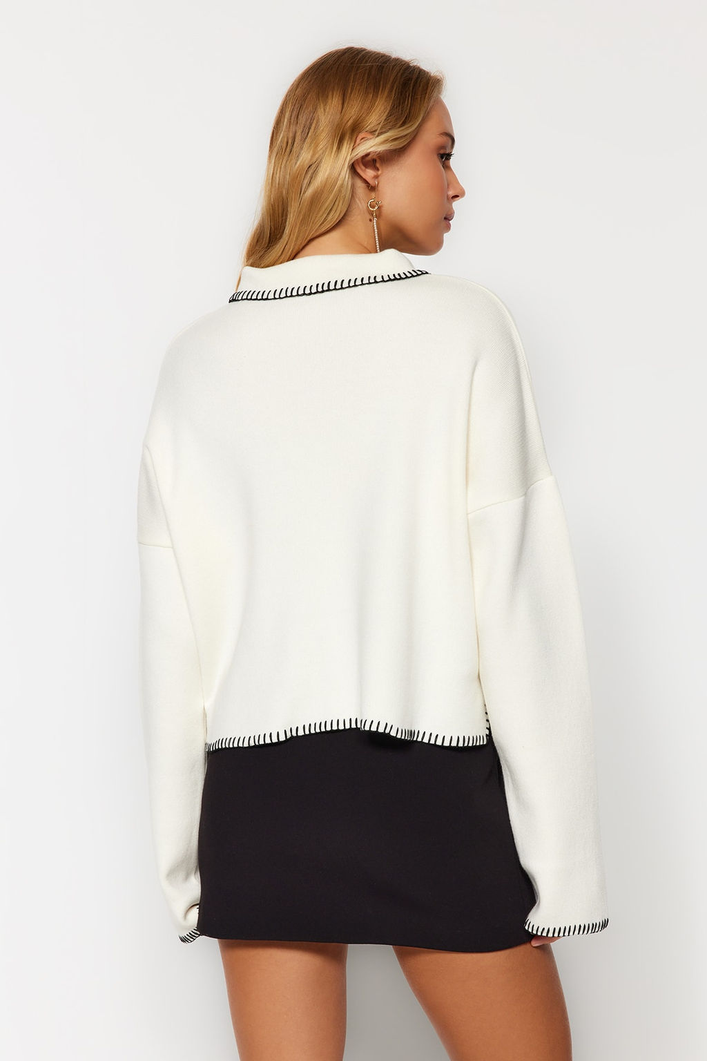 Ekru Polo Yaka Pamuklu Genis Kal?p Triko Kazak TWOAW24KZ00981 - Trendyolmilla фото 5