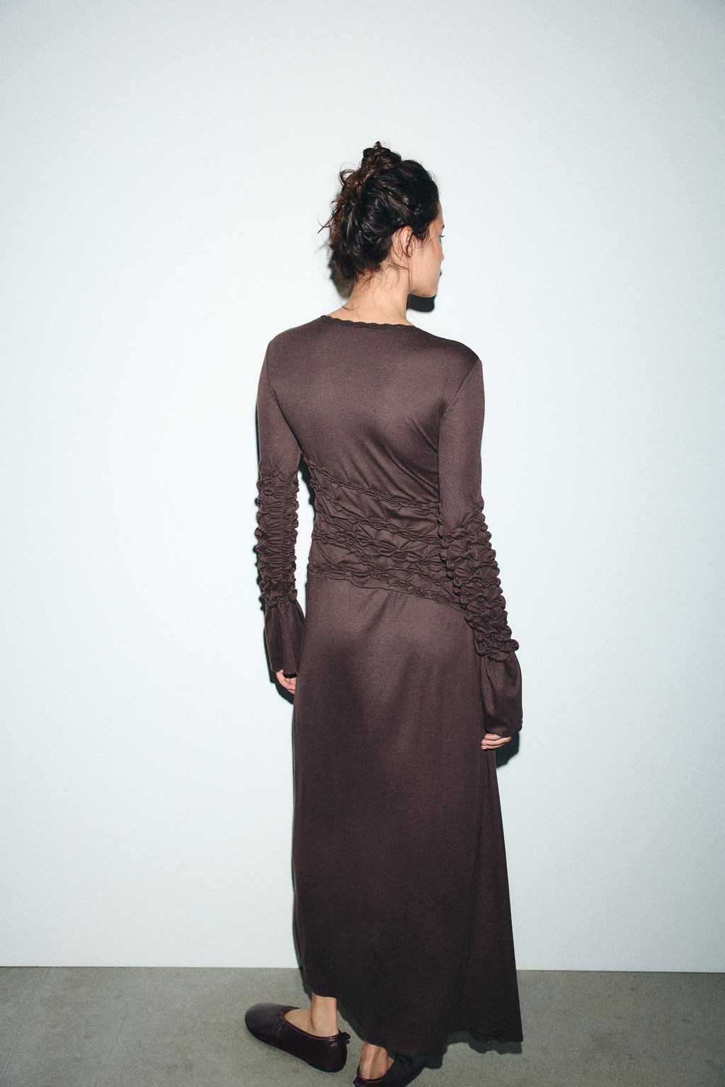 GATHERED MIDI DRESS - Zara фото 4