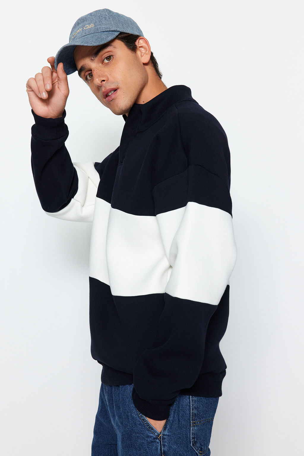 TRENDYOL MAN Siyah Oversize/Genis Kesim C?tc?tl? Renk Ici Polar Pamuklu Sweatshirt TMNAW24SW00160 - Trendyolmilla фото 5