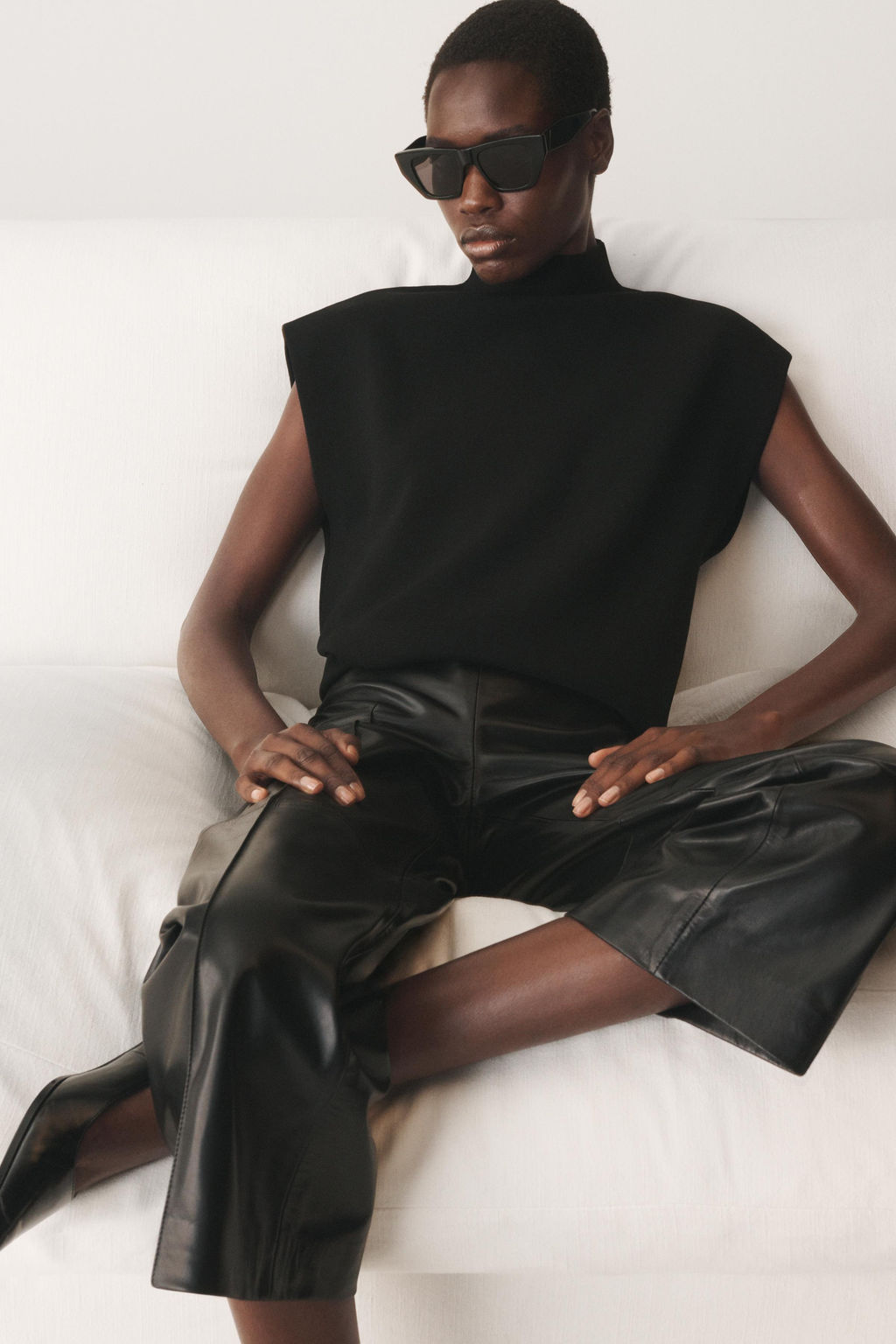 LEATHER TROUSERS WITH SEAM DETAIL 50TH ANNIVERSARY - Zara фото 7