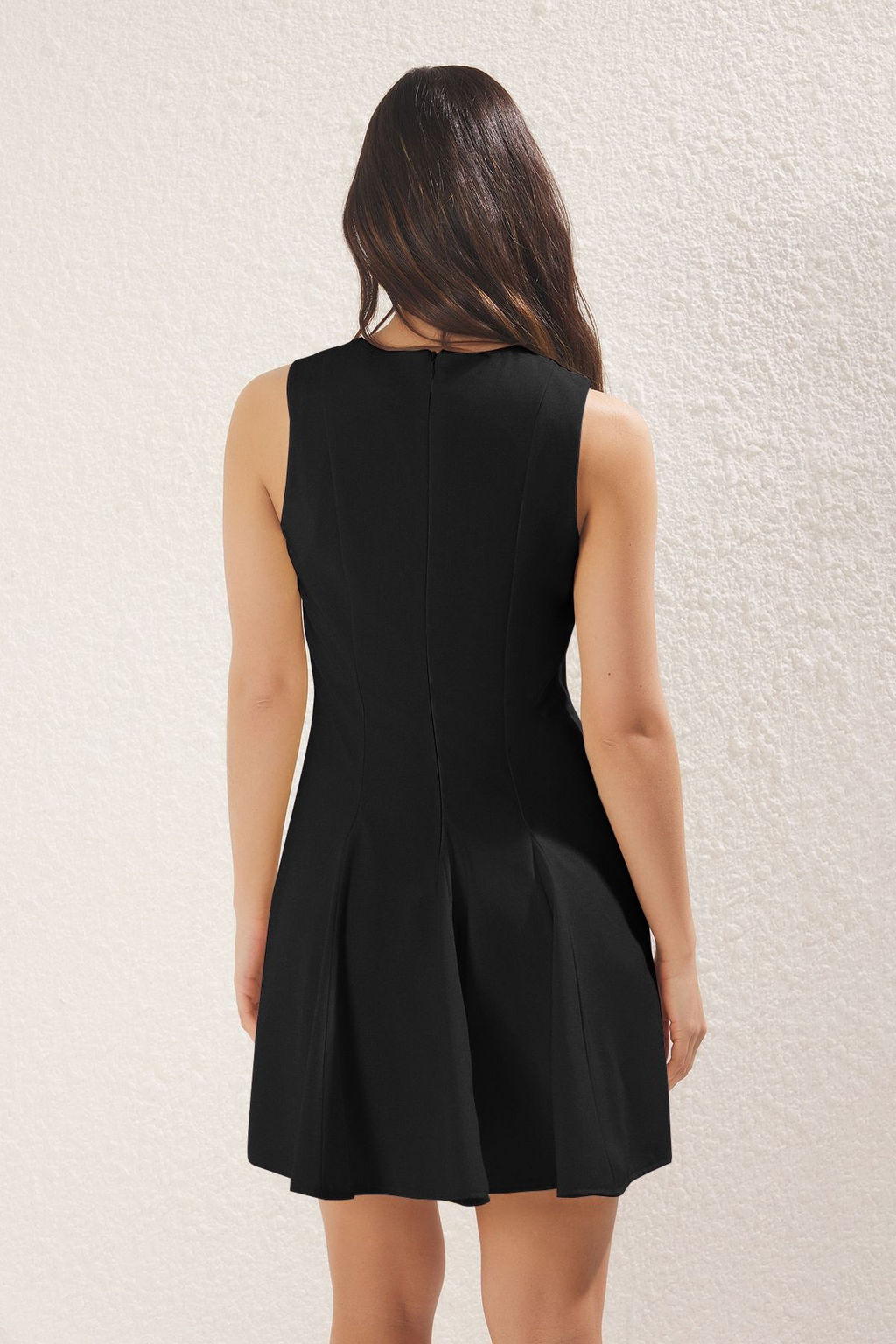 TRENDYOLMILLA Lacivert Cizgili Etegi Belden Ac?lan Bisiklet Yaka Mini Poliviskon Dokuma Elbise TWOAW25EL00244  фото 4