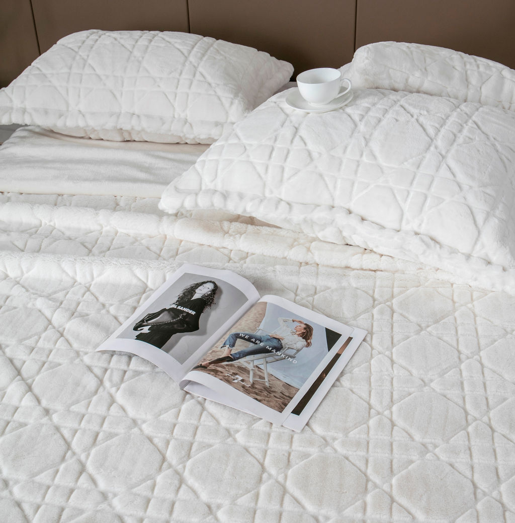 Покрывало декоративное Shinshilla Dori (молоко) - Kazanov.a. фото 3