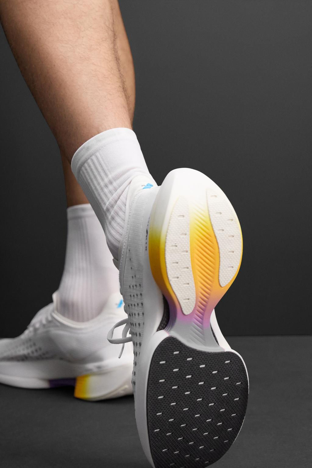 LONG-DISTANCE RUNNING TRAINERS - Zara фото 8