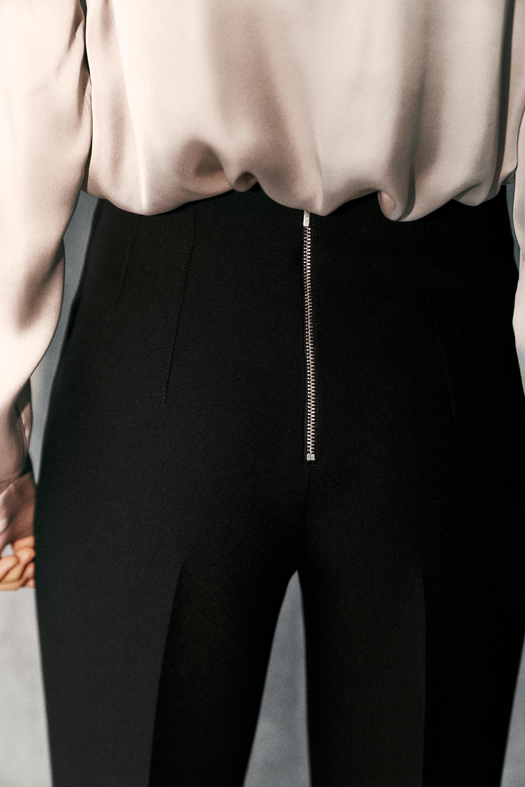 HIGH-WAIST TROUSERS - Zara фото 12