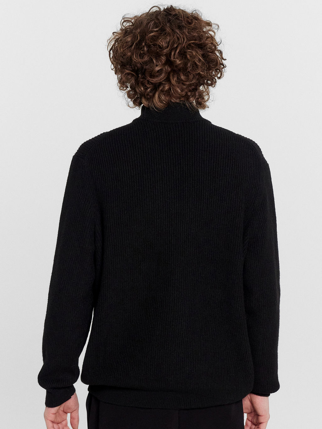 Джемпер мужской черный