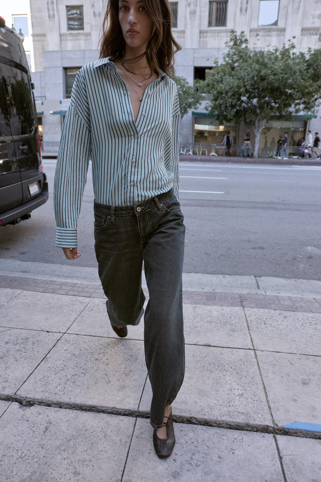 Z1975 WIDE-LEG LOW-RISE JEANS