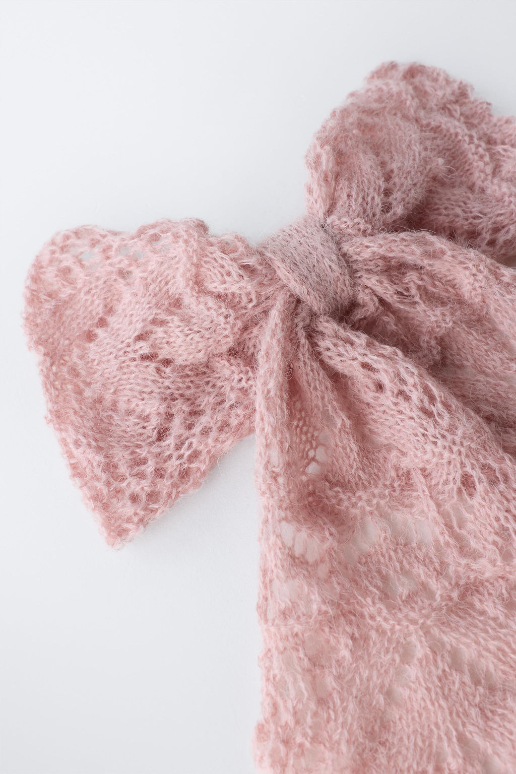 KNIT BOW HAIR CLIP WITH WOOL AND ALPACA - Zara фото 2