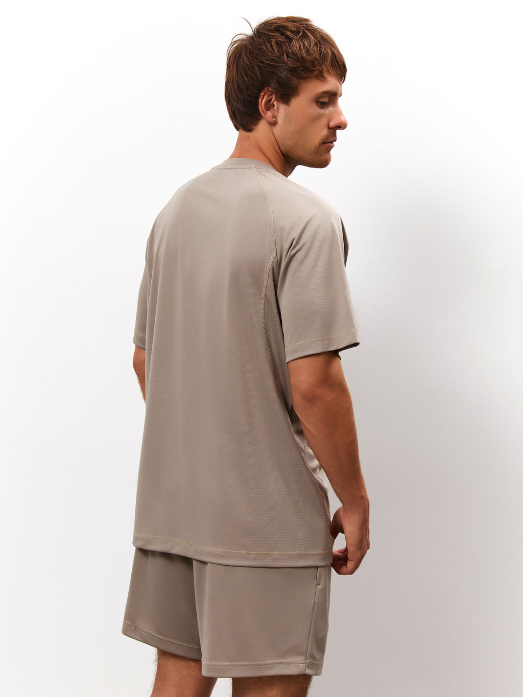 E2381-9 футболка мужская