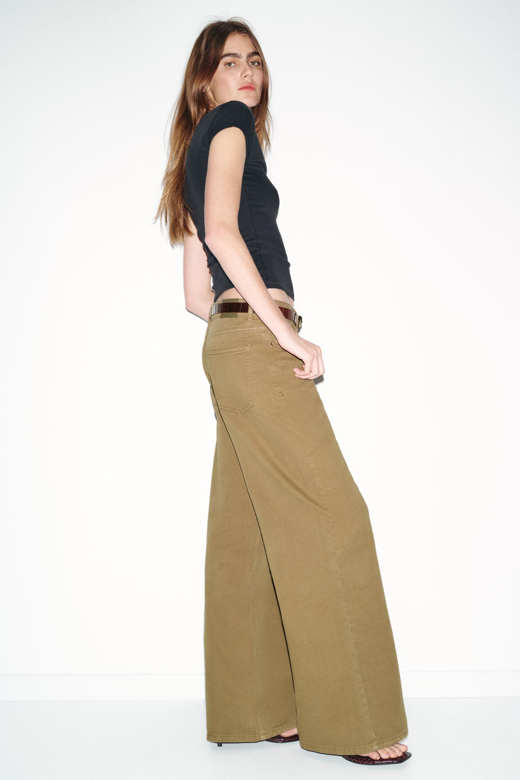 V-NECK T-SHIRT - Zara фото 4