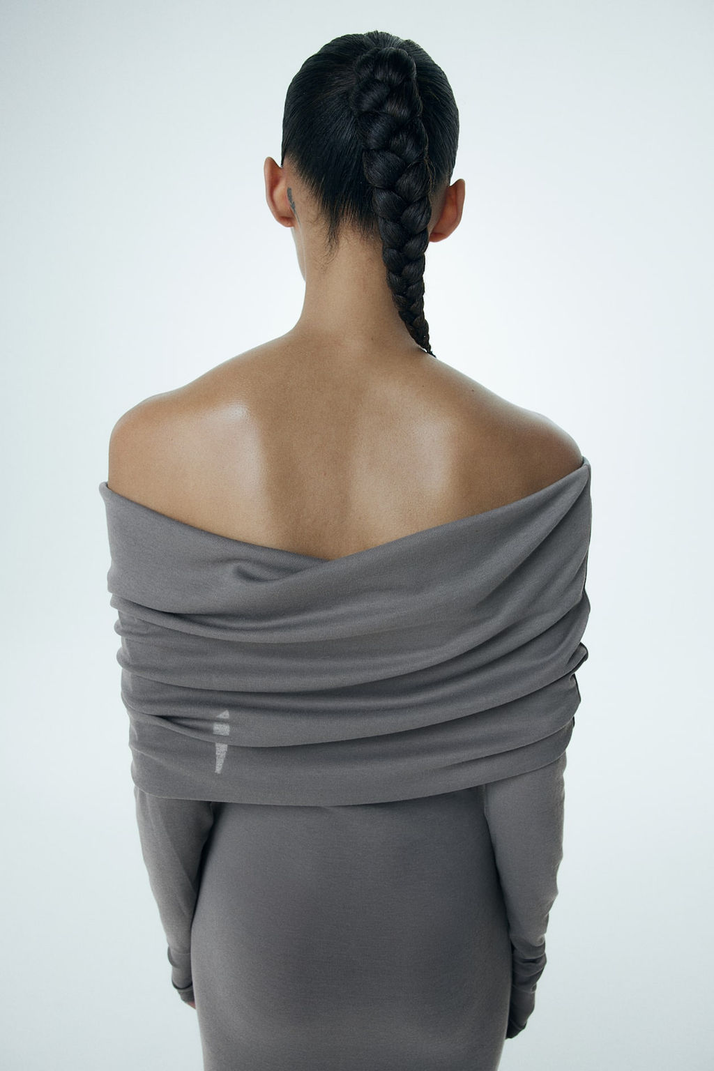 Vestido off-the-shoulder con escote vuelto - H&m фото 4