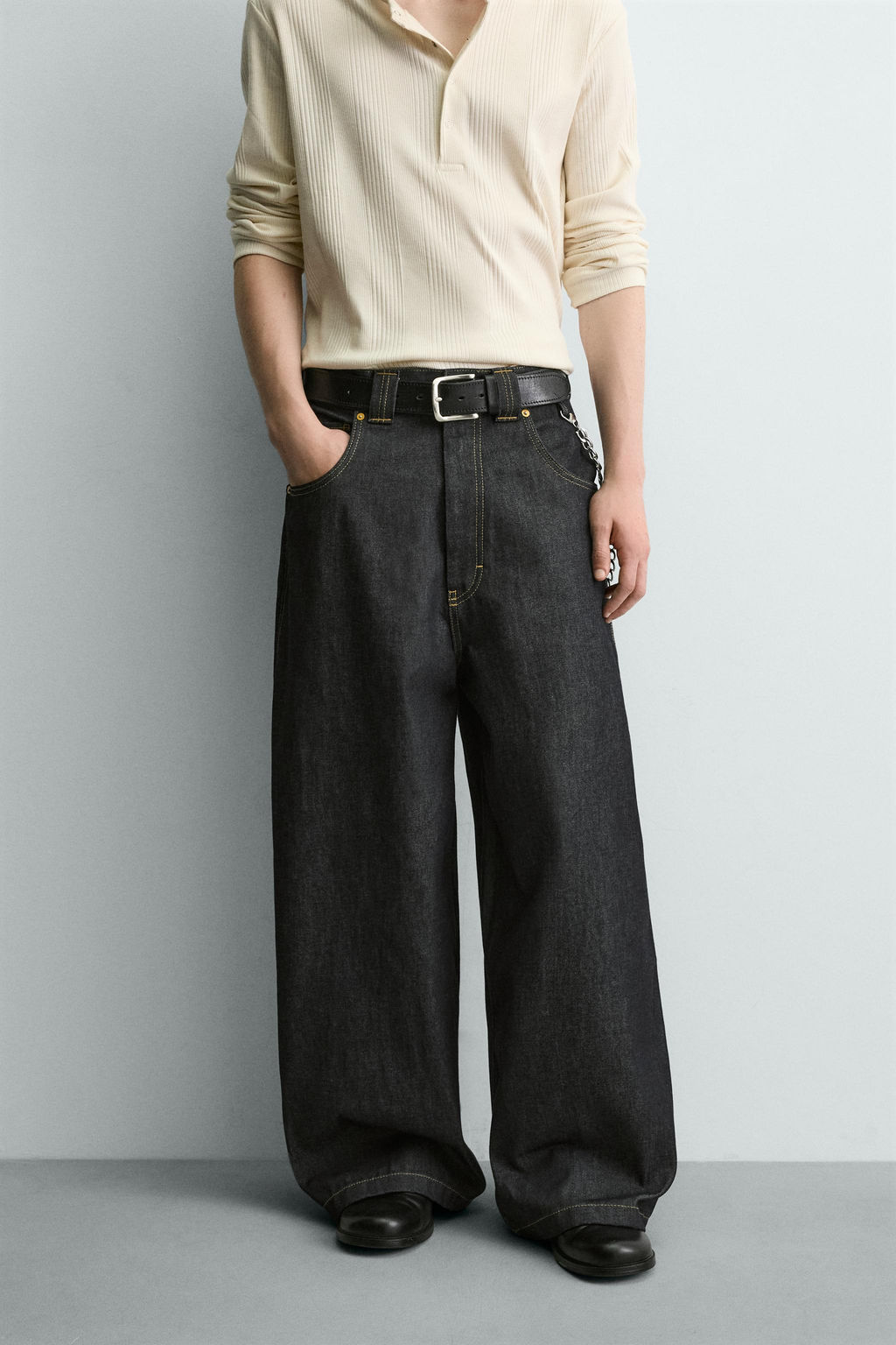 RELAXED FIT TROUSERS WITH CHAIN - Zara фото 2