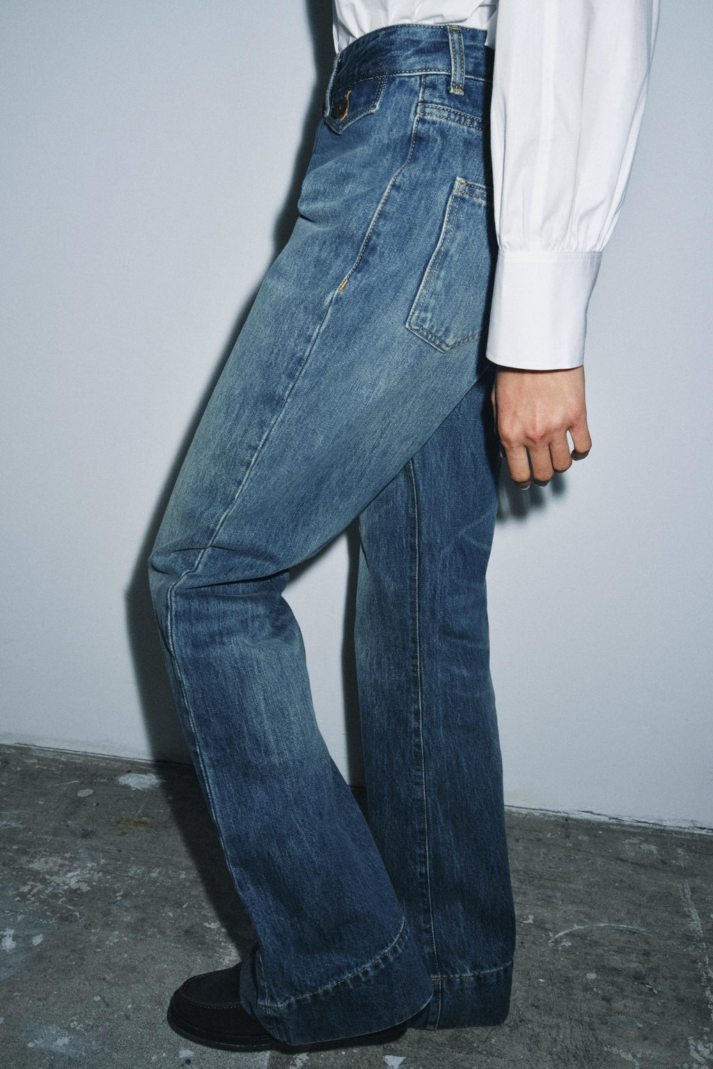 ZW COLLECTION FLARE HIGH-WAIST JEANS - Zara фото 2