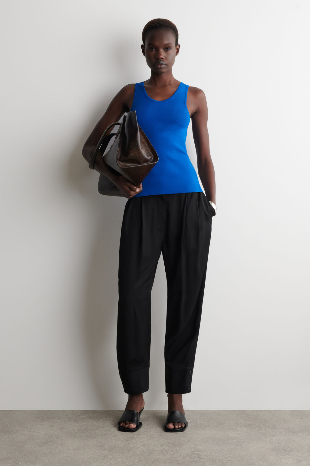 TOP DE TIRANTES DE PUNTO CON CUELLO REDONDO - H&m фото 6