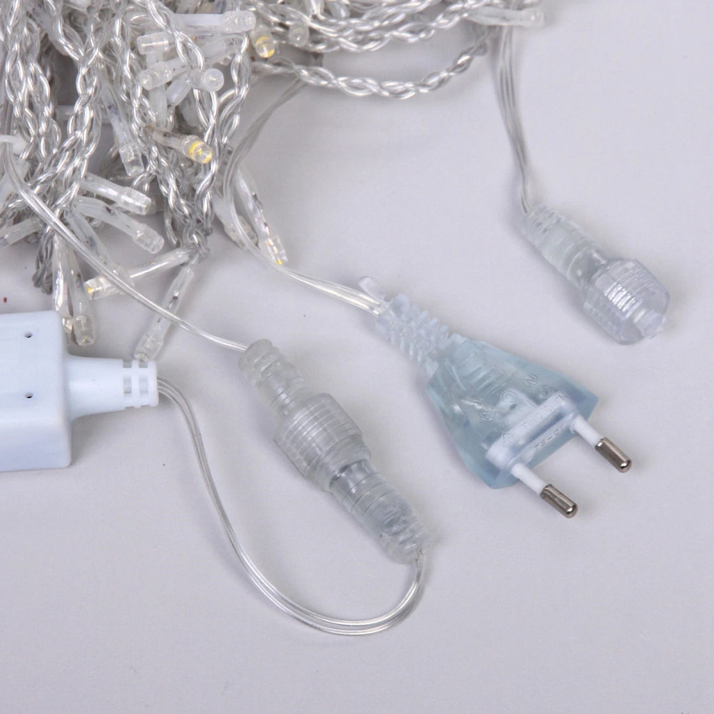 Гирлянда для улицы БАХРОМА "Мерцание" ш5м* в40/60см 180 ламп LED, прозр.пров,1 режим, IP-54, Белый/Теплый белый мерцает (возможность соединения)