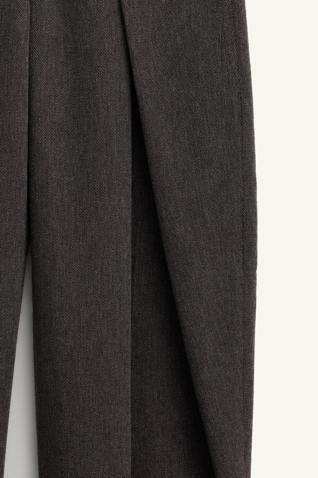 LIMITED EDITION VOLUME TROUSERS WITH PLEATS AND WOOL - Zara фото 9