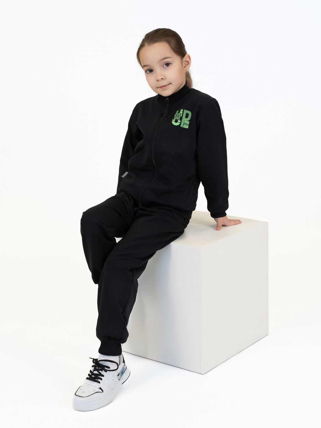 Костюм детский черный &amp;quot;не сдавайся&amp;quot; 7062п (116, 60)