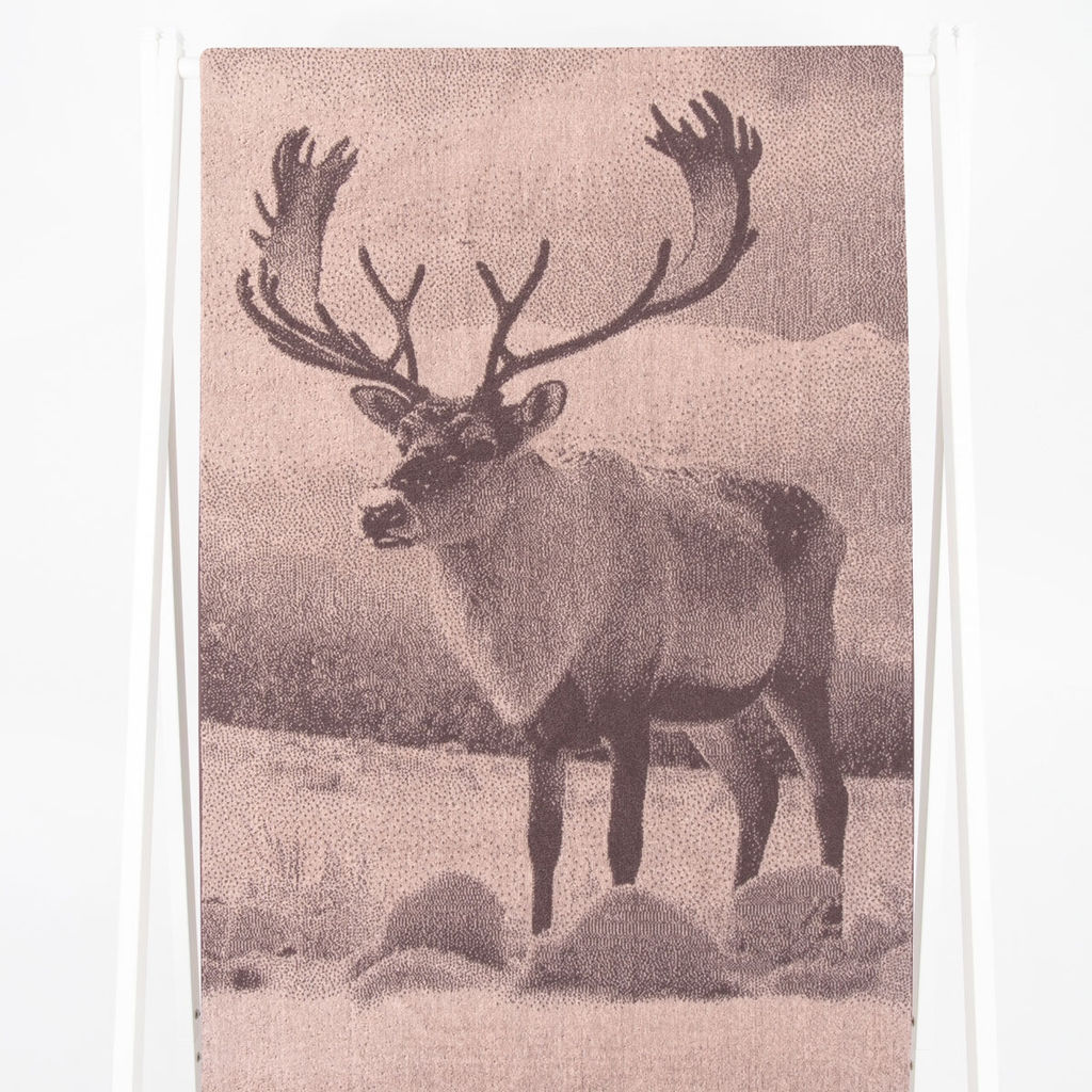 Полотенце махровое 6с102.411ж1 Фото-олень(т.с.мальв1) 67х150см