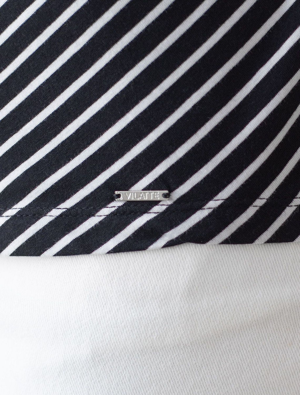 D49.069 Футболка женская черно-белый